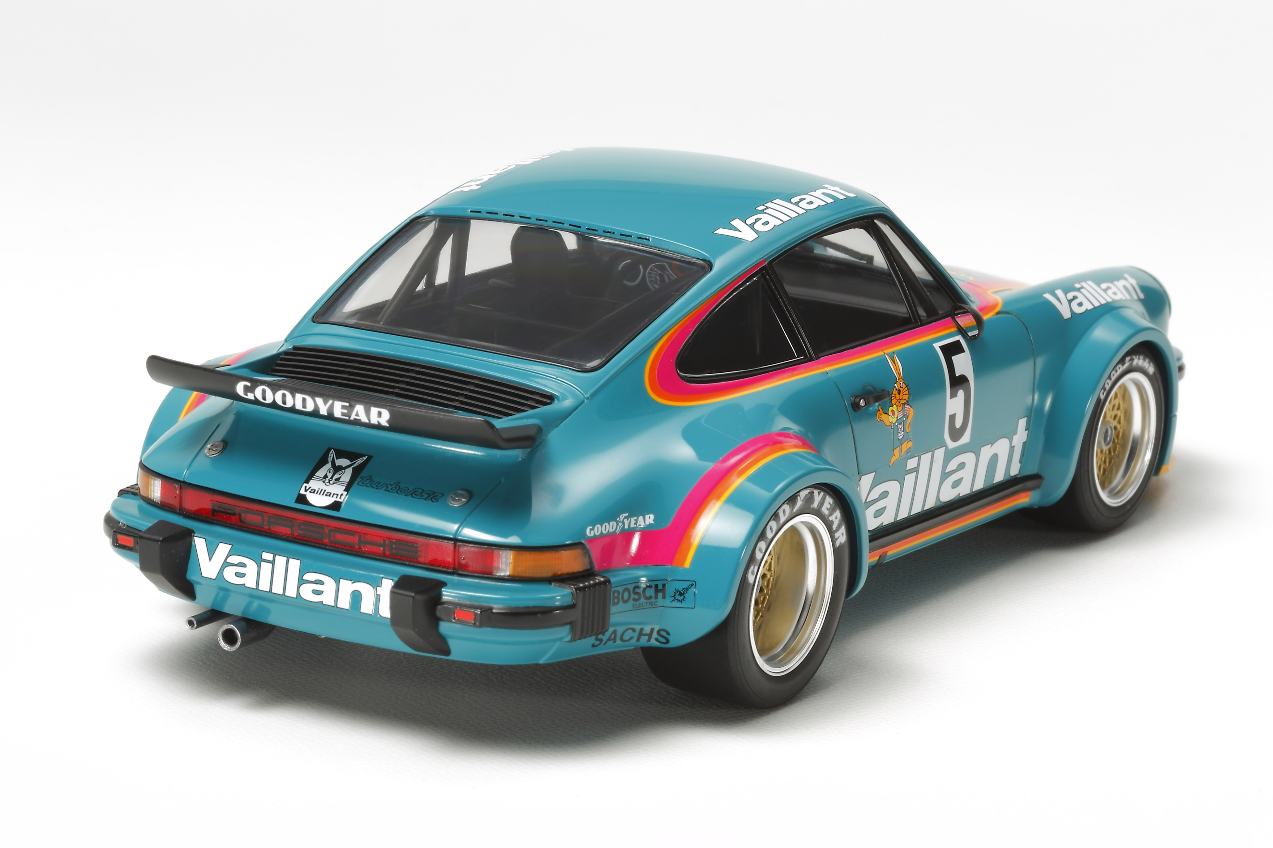 Tamiya Porsche 934 Vaillant Kremer Racing 1/24