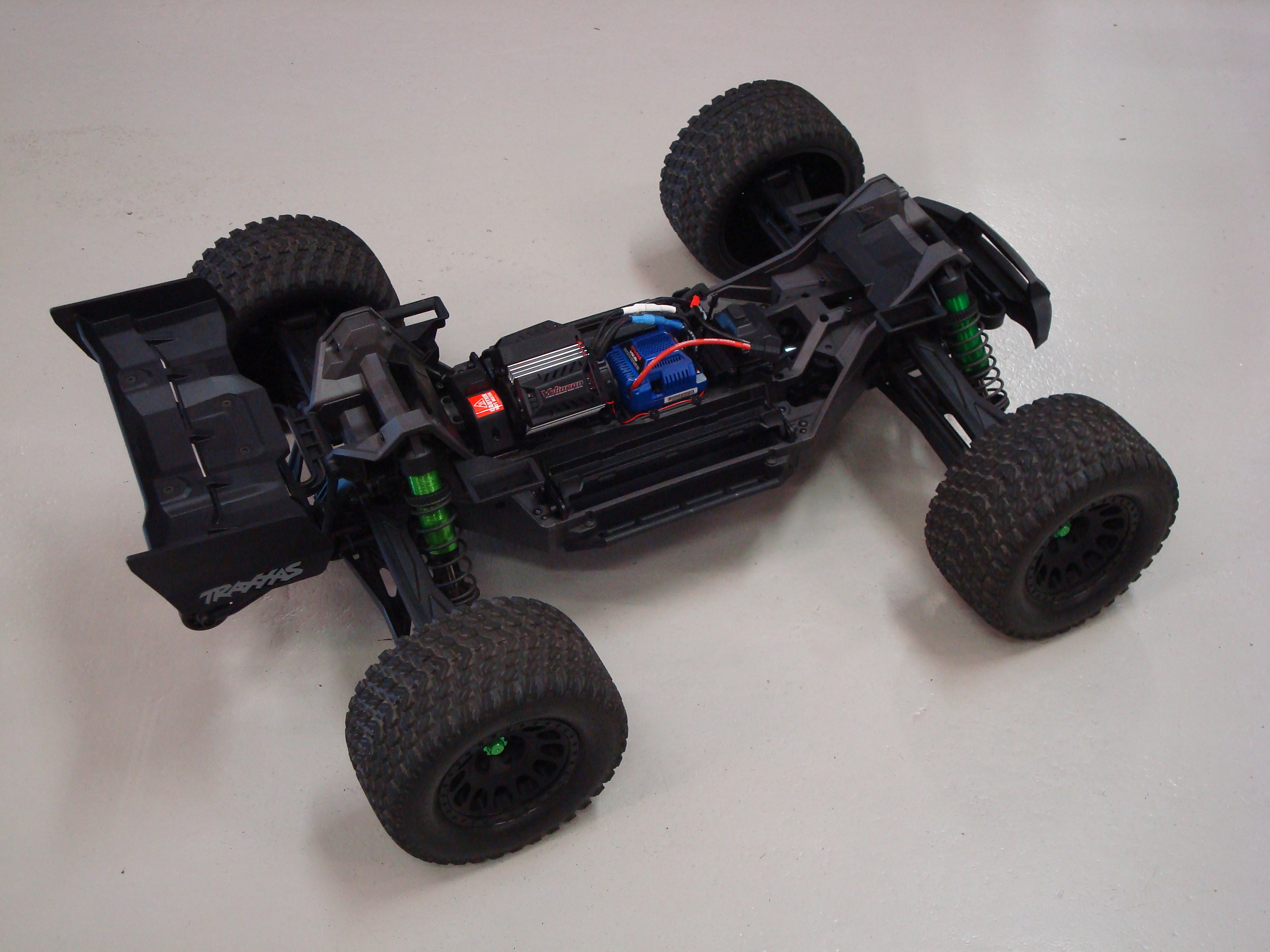 Occasion Traxxas XRT 4WD VXL-8S Race Truck TQi TSM 1/5 (no battery/charger)